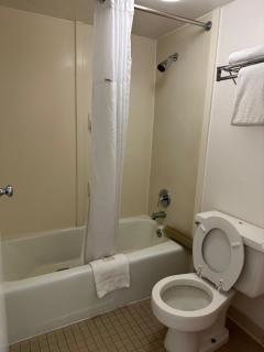 Howard Johnson by Wyndham Gallup - Gallup - 3