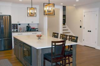 8 Minutes to Downtown! - 4