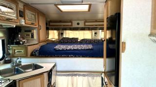 Camper for 2 less than half a mile from Mt Rainier - Ashford - 8