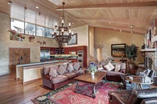 4 Bedroom Luxury Residence At World-Class Resort In Lionshead Village - 0