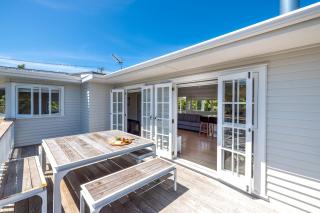 Aloha Cottage with Pool & Spa, Waiheke - Oneroa - 9