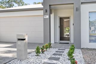 Belle Escapes Sea La Vie 100 meters to Beach - 7