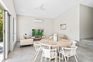 Belle Escapes Sea La Vie 100 meters to Beach - 2