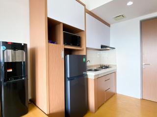 Spacious Japanese Style Studio Apartment at Vasanta Innopark By Travelio - Cikarang - 4
