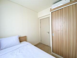 Spacious and Modern 3BR at Meikarta Apartment By Travelio - Jakarta - 7