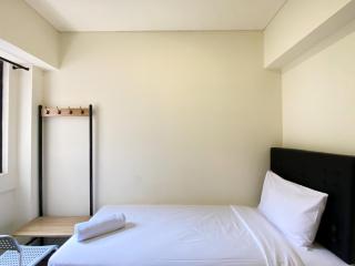 Homey and Minimalist 2BR at Meikarta Apartment By Travelio - Cikarang - 8