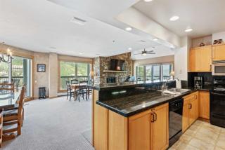 Ski-In, Ski-Out 3 Bedroom Condo In The Heart Of Beaver Creek Village - 4