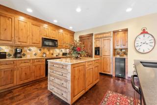 Luxury 4 Bedroom Penthouse Residence In Beaver Creek Village - 5