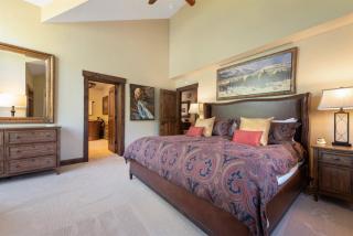 Luxury 4 Bedroom Penthouse Residence In Beaver Creek Village - 3