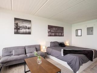 Orlando Comfy 1BR with Pool view 5 minutes to Disney - 6