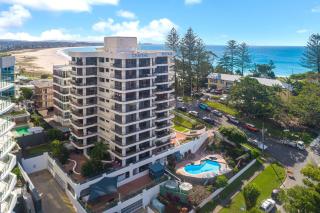 Chateau Royale Unit 36 - Gold Coast - 7