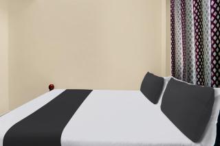 Hotel O Ohm Muruga Tower - - 4