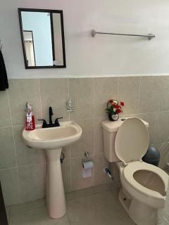 bonita casa cerca de la Alameda - Saltillo - 5