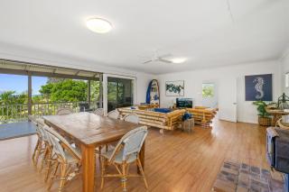 Classic Beach House on Surfside - Pet Friendly - Pottsville - 6