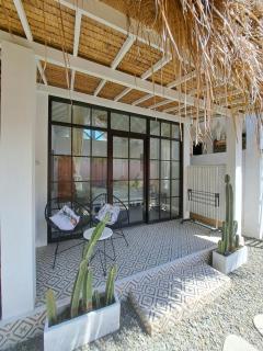 Coco Colada Bungalows - Kuta - 9