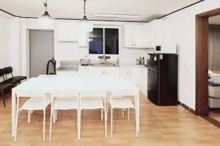 연지 White Linen House - Seoul - 6