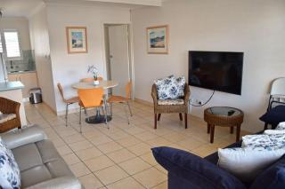 Seaspray no 5 - Bring your own linen. - 6