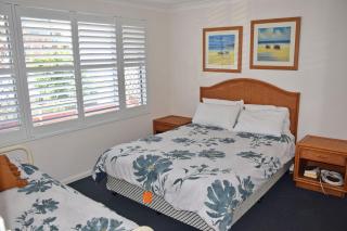 Seaspray no 5 - Bring your own linen. - South West Rocks - 3
