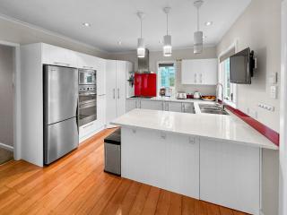 Peaceful Panmure l Cosy 3 Bed Home l Family Loved - Auckland - 1