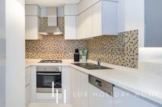 LUX The Voleo Canal View Suite - 1