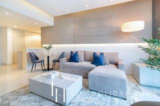 LUX The Voleo Canal View Suite - Dubai - 4