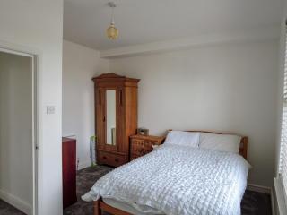 Cosy Coastal Stay Central Viking Bay Pass the Keys - 8