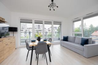 Bright & Modern Apartment with Balcony in Bemowo District by Noclegi Renters - 0