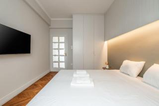 Family 2BR Apt By National Archaeological Museum - Atene - 6