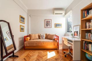 Family 2BR Apt By National Archaeological Museum - Atene - 4