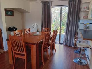 The Quiet Rose - Lithgow - 3