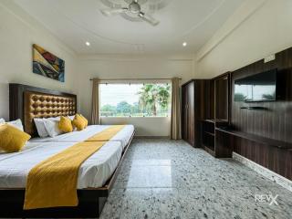Hotel Vrinda Sarovar - Mathura - 6