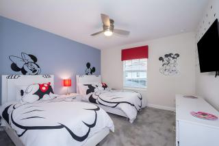 Best Location Home with Pool at Storey Lake 4830 - Kissimmee - 1