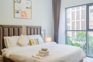 Modern 1-BR Apartment Close to Dubai Mall and Burj Khalifa - Dubai - 2
