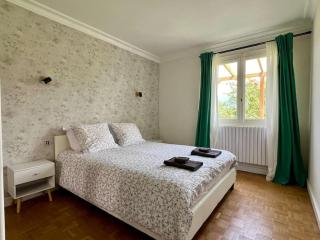 Maison des Vues Imprenables, Jacuzzi, 1h15 Geneva - Champagne-en-Valromey - 6