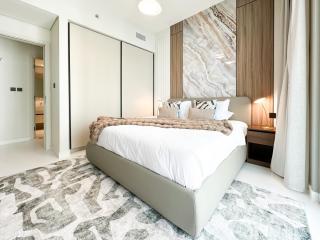 Trophy Luxury 1BDR in Emaar Beach Front with Panoramic Sea Views from the Apartment and Private Beach Access - Dubai - 7