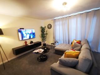 Charming London House with 3 Bedrooms near O2Arena - Londra - 2