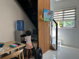 Orange House - 4