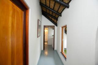 Mountain View and Vineyard View - Suider-Paarl - 1