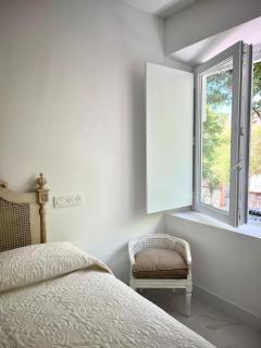 El Jardín de María Luisa Suites - 8