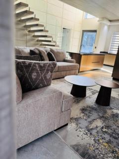 Acacia Villas Blue Hills - 4 Bedroom Luxury Villa - Midrand - 3