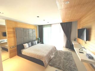 Emerald Terrace Condo 5-The Award 1 Bed Garden Gem by PSR - Patong Beach - 0