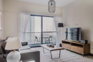 Blueground JLT balcony roof pool gym sauna DXB-1558 - 9