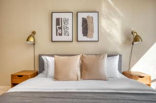 Blueground Central Park Tower pool gym DXB-1234 - 2