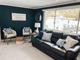 Rhodes Retreat - Entire house - 6