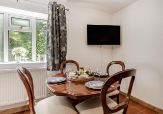 Southside Cottage - 2