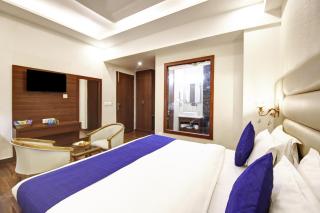 Marks Hotel & Banquet - 7