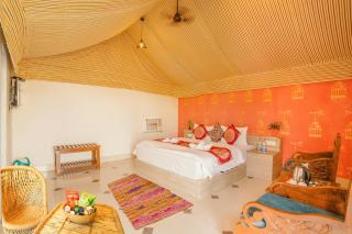 Royal Jaisalmer Resort with Swimming Pool - Jaisalmer - 5