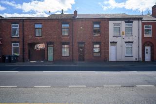 Beautiful 2 Bedroom House in Atherton, Free Parking - 9