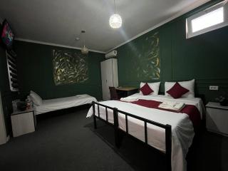 The Palms Hostel - Tashkent - 1