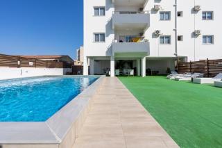 Emerald’s 2-Bedroom Apartment in Larnaca - Larnaca - 3